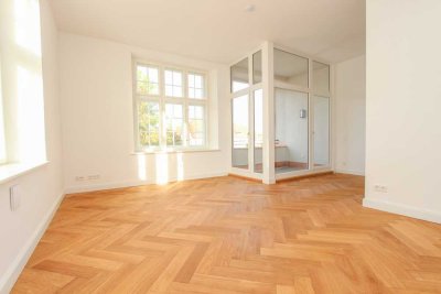 Jugendstil-Traum! 2-Zimmer-Wohnung mit Loggia