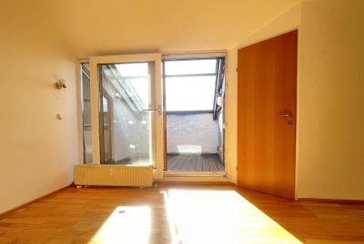 Leistbare, helle 2 Zimmer- Dachgeschoß-Starterwohnung in Anthering