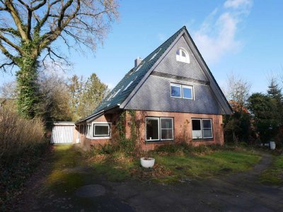 Großes & individuelles Einfamilienhaus mit drei möglichen Bauplätzen