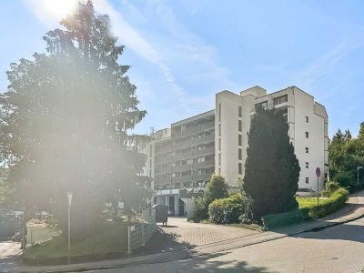 Charmante 2-Zimmer-Wohnung mit großem Balkon und Blick ins Grüne – Riedenburg