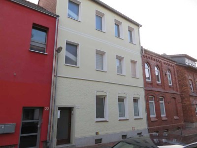 *Hildesheim* sanierte 2-Zi.-Whg. mit EBK  in ruhiger Lage.