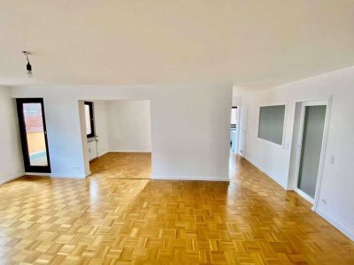 Wohnen über den Dächern von Heimsheim – Helle Wohnung mit Top-Ausstattung & Einzelgarage
