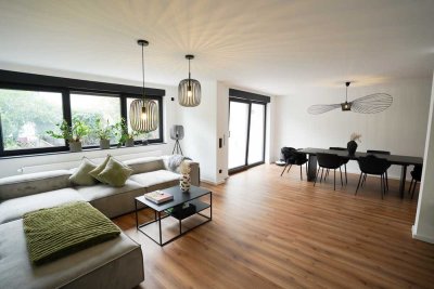 Kernsaniertes Reihenhaus in direkter Feldrandlage mit Garten und Garage