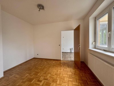 Frisch renoviert &amp; bereit für Neues – 2-Zimmer-Wohnung mit Loggia in Gmunden