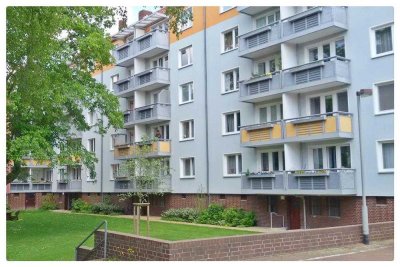 Erstbezug nach Modernisierung- 3-Zimmerwohnung mit Balkon in Herrenhausen