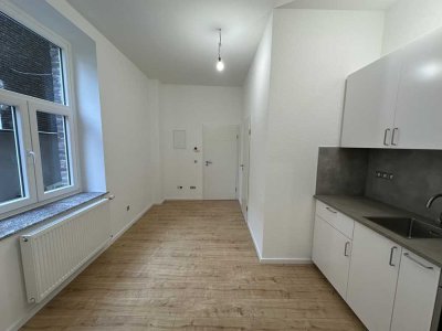 Moderne, sanierte Wohnung + Einbauküche in 53227 Bonn-Beuel