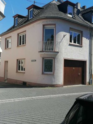 Schöne und gepflegte 3-Zimmer-Wohnung in Rhens