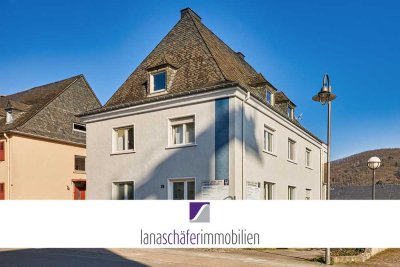 Bernkastel-Kues: Mehrfamilienhaus mit Burgblick und 6 Garagen
