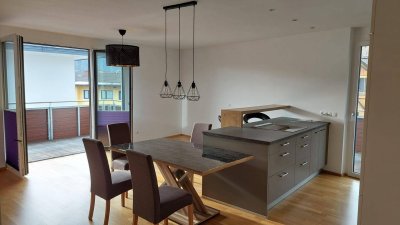 3-Zimmer-Wohnung (74 qm) mit 2 Balkone inkl. Tiefgaragenplatz (teilmobliert und barrierefrei) zentral im Ortsmitte