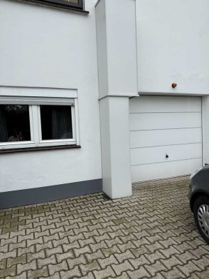 Schöne 2-Raum-Wohnung mit EBK und Balkon in Burscheid