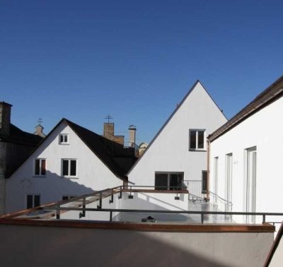 Wunderschöne helle Wohnung im Herzen Landshuts mit ruhiger Terrasse
