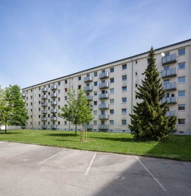 neu renovierte 2-Zi.-Whg. mit Balkon *  ruhige Lage * 52 m²