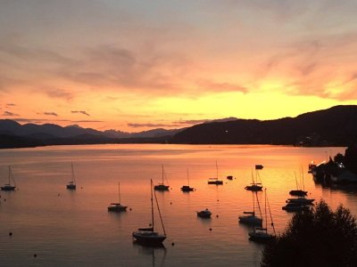 SEEwohnung 1. Reihe mit Traumaussicht Wörthersee Nordufer Pörtschach Zentrum