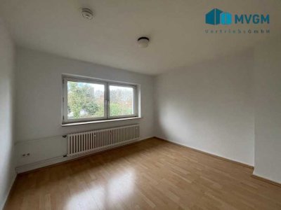Geräumige 2 Zimmer Wohnung mit Tageslichtbad!