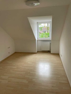 3-Zimmer-DG-Wohnung mit Balkon  in Unterschwillach (wird derzeit Renoviert)