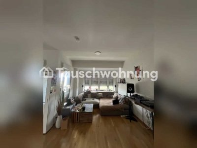 Tauschwohnung: Wunderschöne 2-Zi Whg mit EBK und Lodge - wir suchen größer!