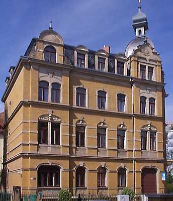 Freundliche 4-Zimmer-Wohnung in liebevoll saniertem Einzeldenkmal
