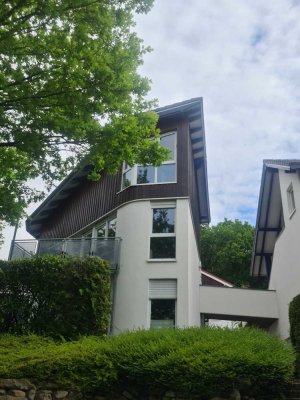 Moderne 2-Wohnung mit kleinem Gartenteil Nähe Innenstadt