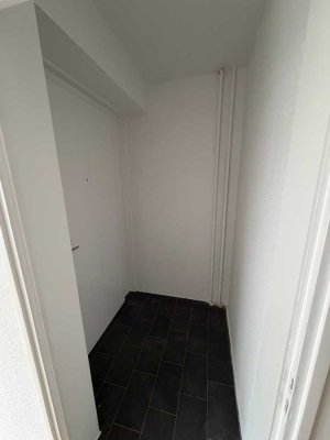 Erstbezug nach Renovierung – Moderne 3-Zimmer-Wohnung mit Balkon
