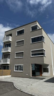 Exklusive 3,5 Zimmer Wohnung mit neuwertige Einbauküche