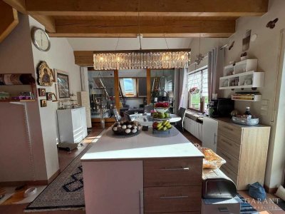 Kauf mich! Ich bin die perfekte Maisonette-Wohnung für Singles oder Paare!
