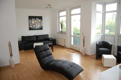 Holzhausenstr. Penthouse 2,5  Zi. Whg.