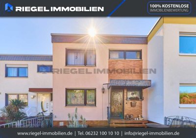 Sie hier? Wir auch! Reihenmittelhaus mit Terrasse, Garten und Garage