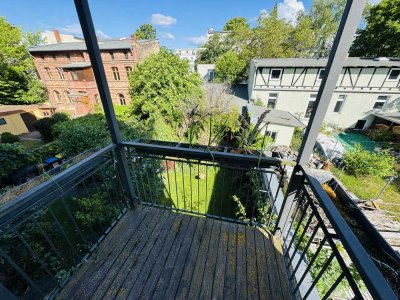Charmante Altbauwohnung mit Balkon zum ruhigen Innenhof nahe S-Bhf Adlershof!