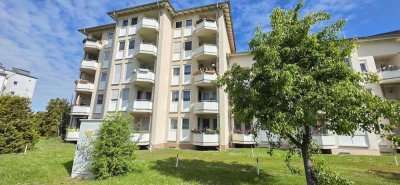 3R-Whg. im EG mit Balkon und Blick ins Grüne!