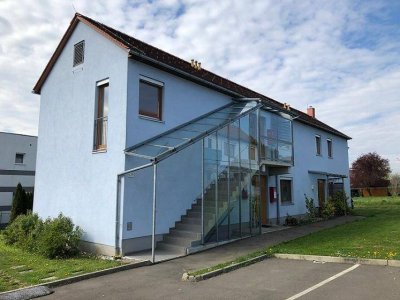 ERDGESCHOSS - 3-Zimmer-Wohnung mit Terrasse in grüner Lage - geförderte Miete ODER geförderte Miete mit Kaufoption - 3 Zimmer