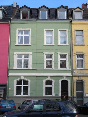 Lichtdurchflutete, kernsanierte Altbauwohnungen in Neuehrenfeld