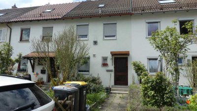 Preiswertes 4-Zimmer-Reihenhaus in Reutlingen