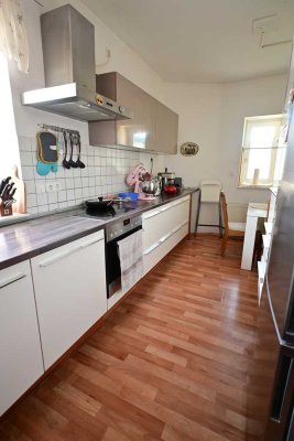 Großzügige Erdgeschosswohnung mit 4,5 Zimmer - ideal für Familien!!