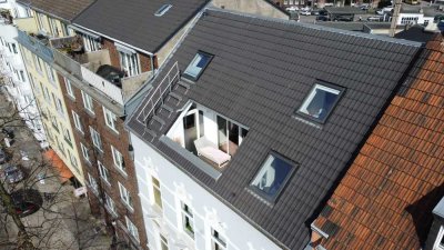 ***Innenstadt-Toplage: Stilvolle Maisonette mit Balkon***