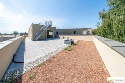 *Sommer 2025* Rund 180 qm Freifläche und Blick auf den See bei dieser exklusiven Dachgeschosswohnung!