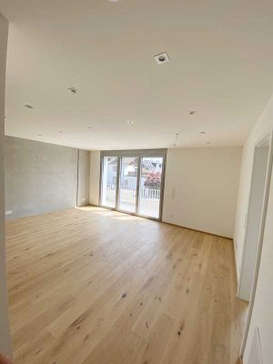 Modernes Wohnen! 2-Zimmer-Wohnung mit Balkon in modernem Mehrfamilienhaus