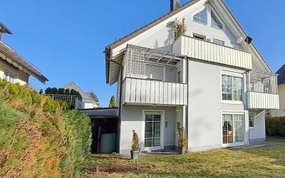 Bezugsfreie 3 Zimmer  Gartenwohnung mit EBK und Kachelofen in ruhiger Wohnlage von München Denning!