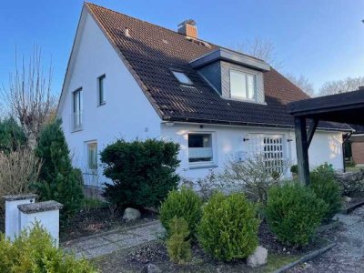 PRIVAT schicke Eigentumswohnung Top-Lage in einem 2 Familienhaus, mit Gartenanteil. SOFORT VERFÜGBAR