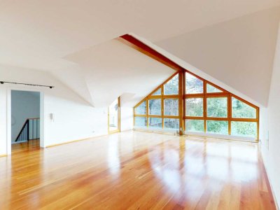 Traumhafte Maisonette mit großzügigem Schnitt, Wintergarten, sonnige Dachterrasse & Gartenfreisitz!