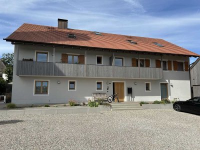 Stilvolle 2-Raum-Wohnung mit gehobener Innenausstattung mit Terrasse in Wolferdorf