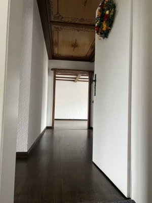 Helle 4-Zimmer Wohnung im 2. OG in Solingen-Mitte