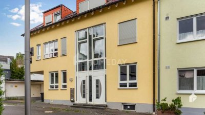 Hübsches Mehrfamilienhaus in Siegburg wartet auf einen neuen Besitzer