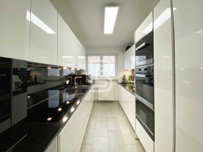 Top sanierte Wohnung mit Balkon in Herdern