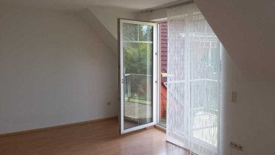 Achim Mitte  2 Zimmer Maisonette Wohnung, 70m2, incl. PKW Stellplatz