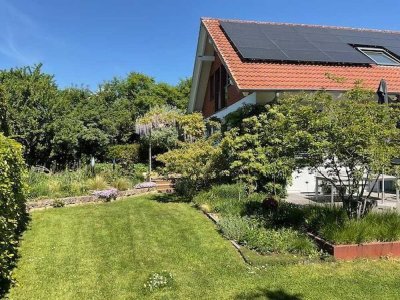 Einfamilienhaus - ruhige Lage - großzügig - modernisiert - provisionsfrei