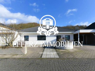 Charmanter Bungalow auf einer Ebene -
Ihr Traumhaus wartet auf den Feinschliff !