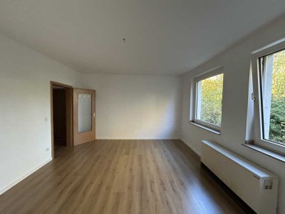Zentrale Lage! Bezugsfreie 3-Zimmer-Whg mit Balkon