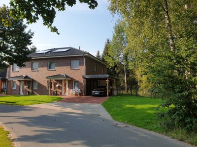 Neuwertige Doppelhaushälfte in Munster. Ruhige Lage am Waldrand Bj 2020