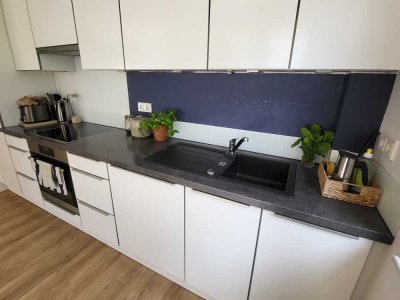 Neustadt - sehr schöne u. ruhige 4 Zi. Traum-Wohnung