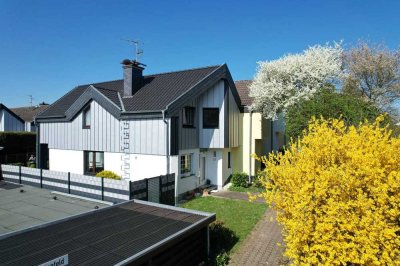 Ansprechendes Einfamilienhaus mit Garage u. KFZ-Stellplatz in ruhiger Seitenstraße von Odenthal